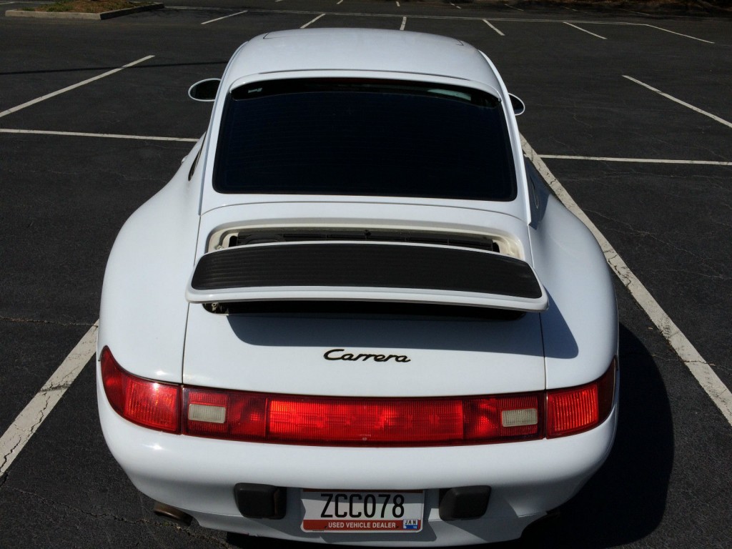 1997 Porsche 911 993 in white